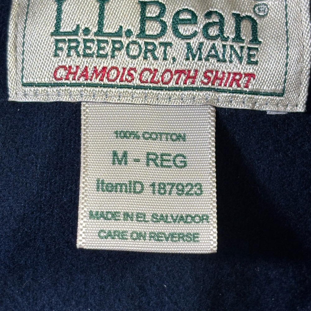 LL Bean Shirt Mens Medium Blue Navy Chamois Cloth Traditional Fit Flannel Shirt - Picture 6 of 9